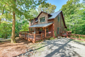Deck and Private Hot Tub Cabin in Ellijay!